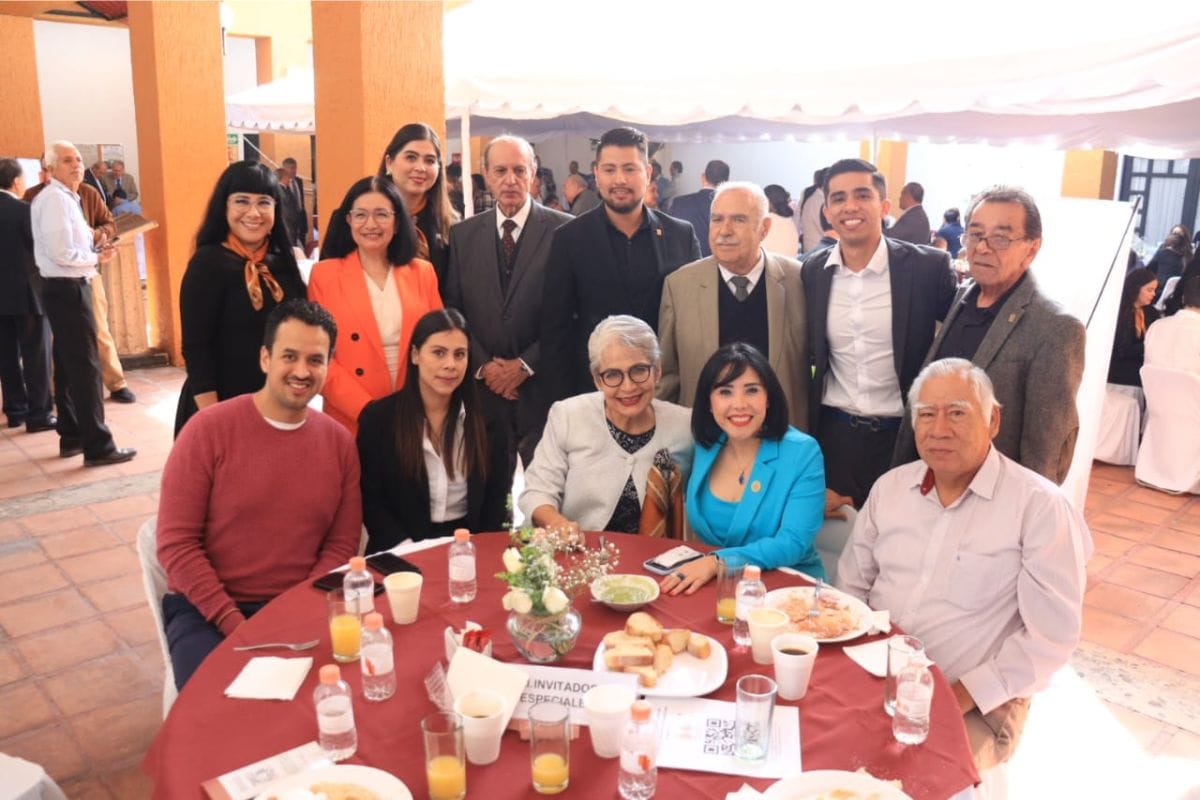 Asamblea ciudadana en el recinto del IAPEJ